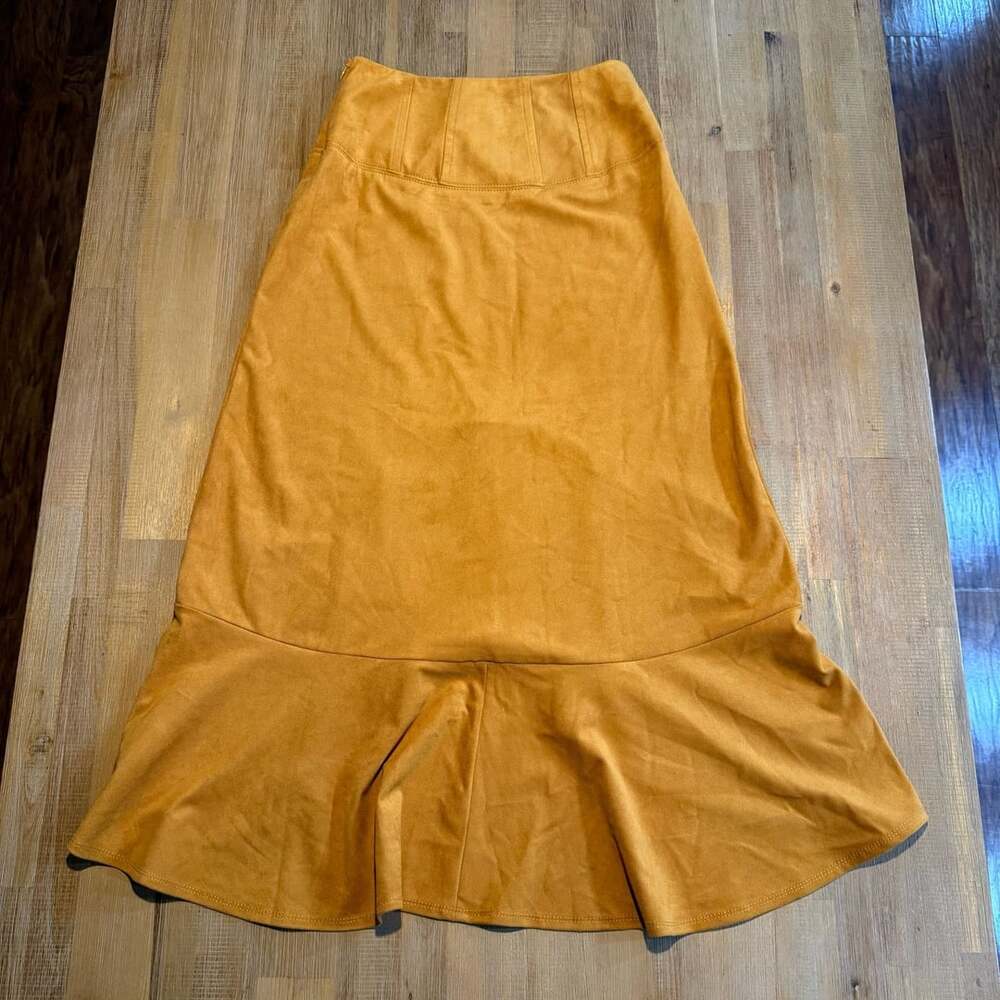 Maeve Anthropologie Cosima Flounced Faux Suede Mustard Yellow Skirt Size 00 - Picture 2 of 5